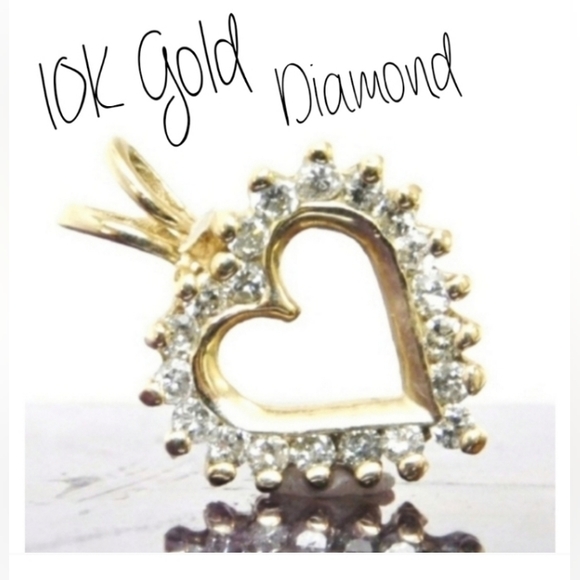 10.3K Solid Yellow Gold Heart Pendant 20 Genuine Diamonds Vintage Estate